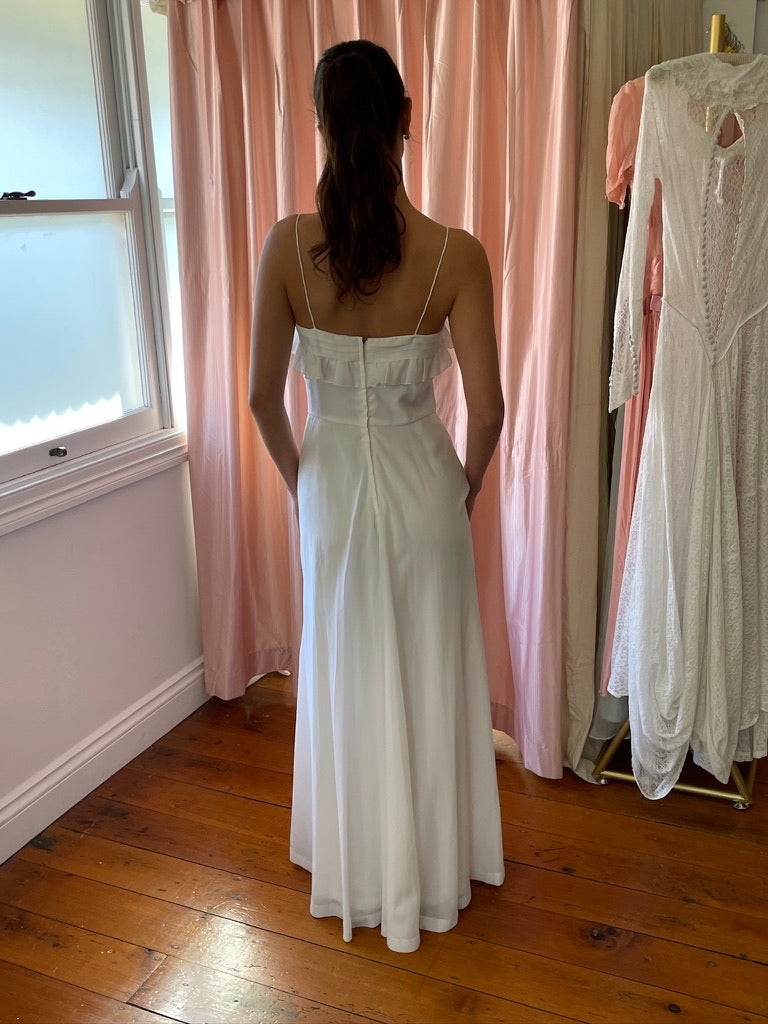 Vintage 70s Norma Tullo chiffon A line wedding dress with rosette
