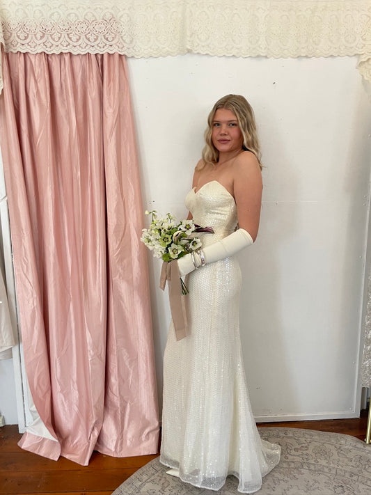 Vintage 80s cream sweetheart sequinned wedding dress