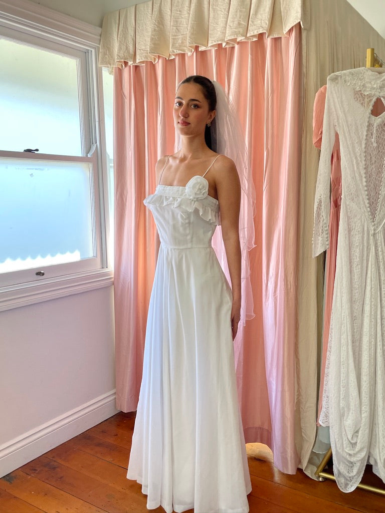 Vintage 70s Norma Tullo chiffon A line wedding dress with rosette