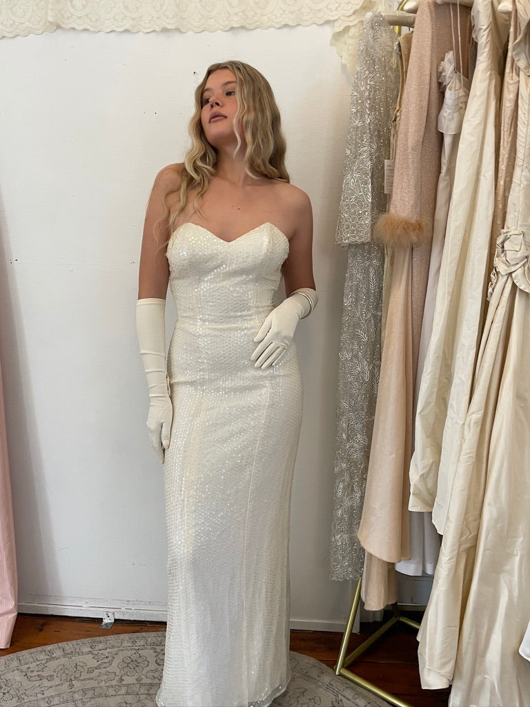 Vintage 80s cream sweetheart sequinned wedding dress