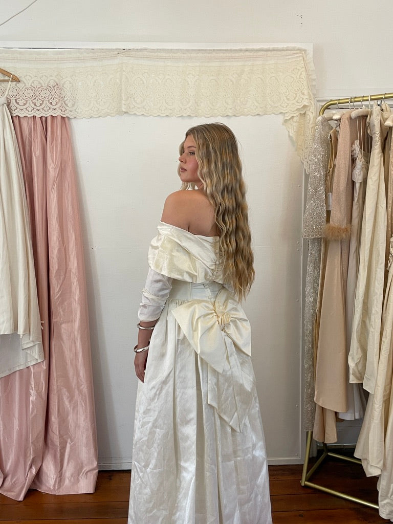 Vintage 90s basque waist cream off shoulder gown with bow