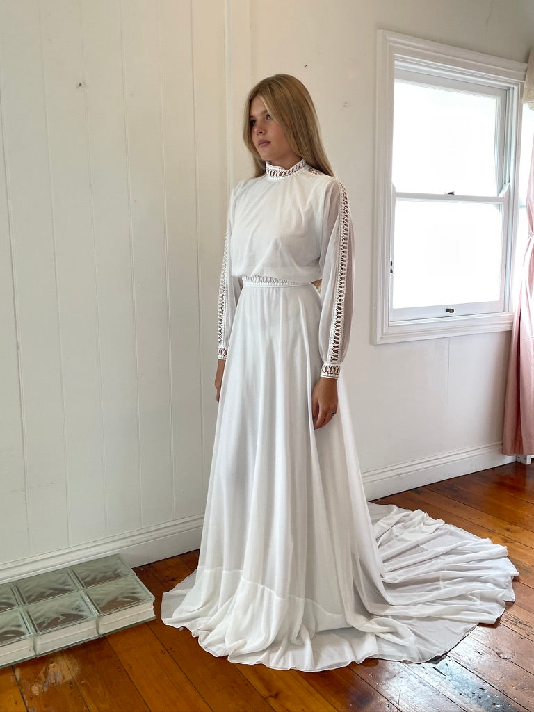 Vintage 70s high neck long sleeve chiffon wedding dress