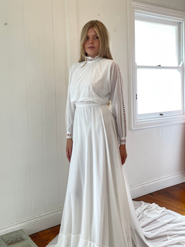 Vintage 70s high neck long sleeve chiffon wedding dress