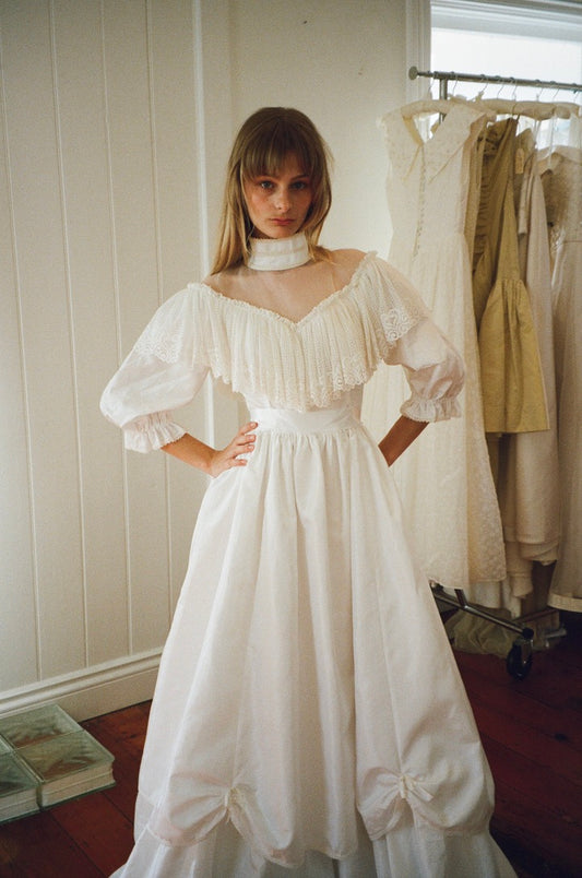 Vintage 70s taffeta puff sleeve tiered wedding dress