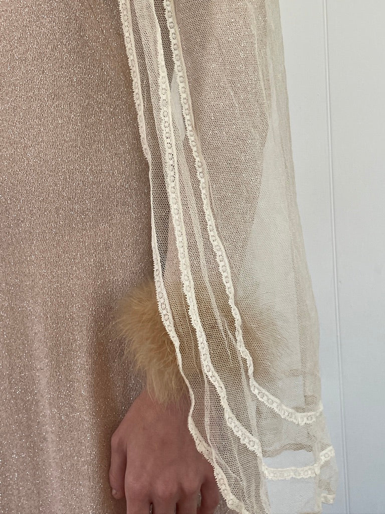 Antique 20s Juliet Cap veil with satin flowers lace trim