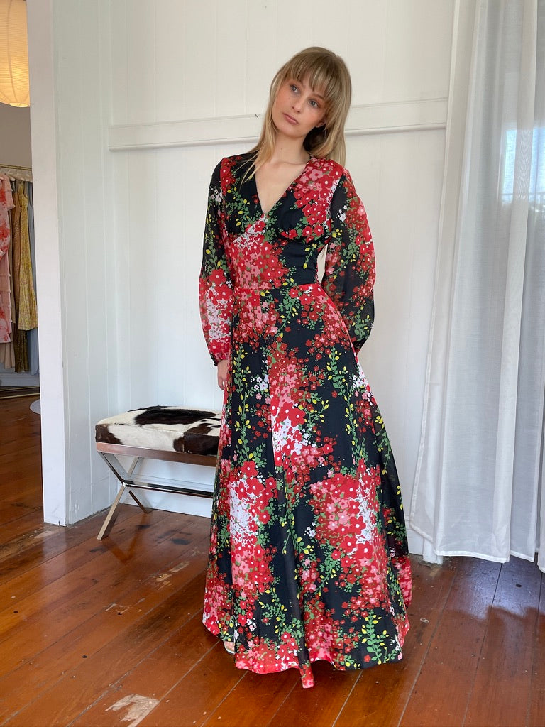 Vintage 70s floral long sleeve maxi dress