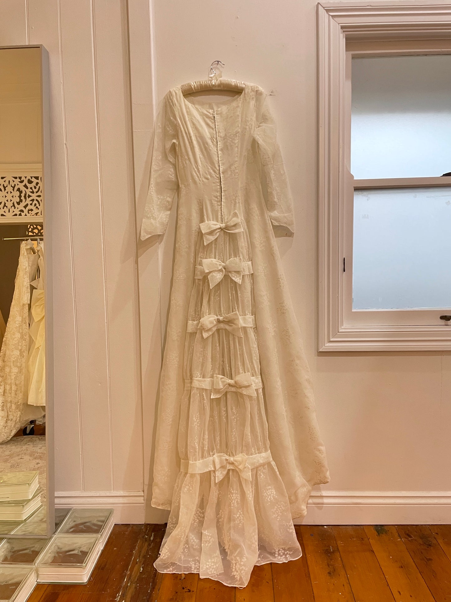 Vintage 50s Flocked Velvet Jacquard Wedding Gown with Bow Train