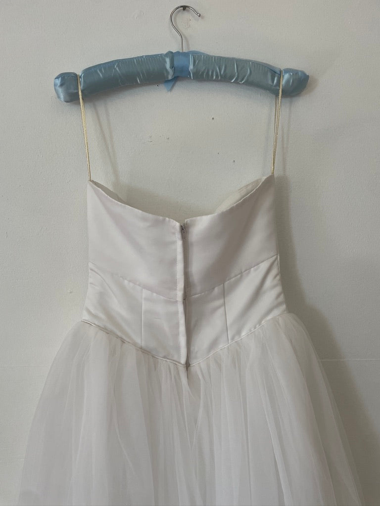 Vintage 90s Strapless tulle wedding dress