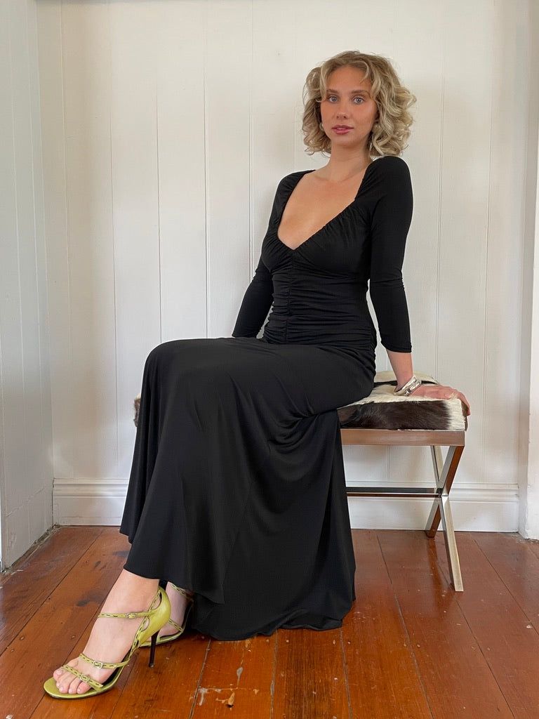 Vintage Y2K Vera Wang black ruched maxi dress