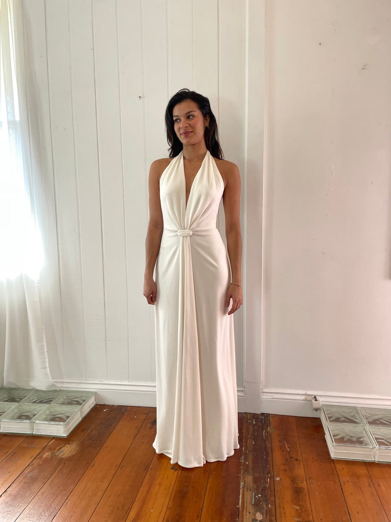 Vintage 90s white plunge neck backless evening gown