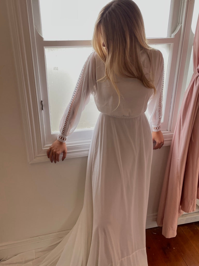 Vintage 70s high neck long sleeve chiffon wedding dress
