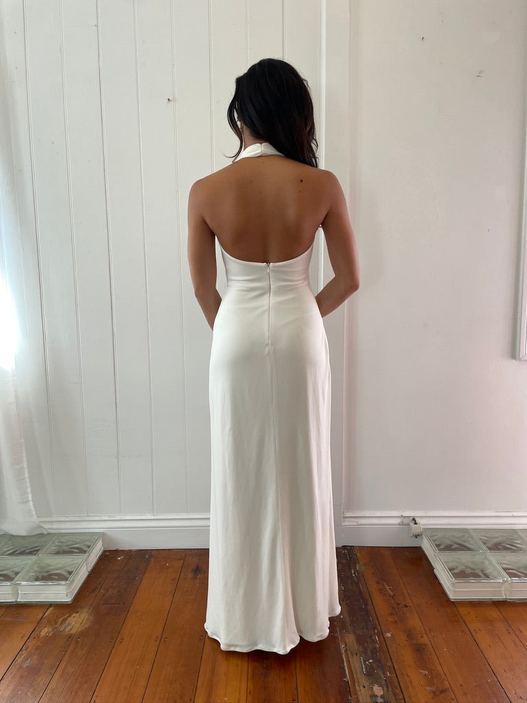 Vintage 90s white plunge neck backless evening gown