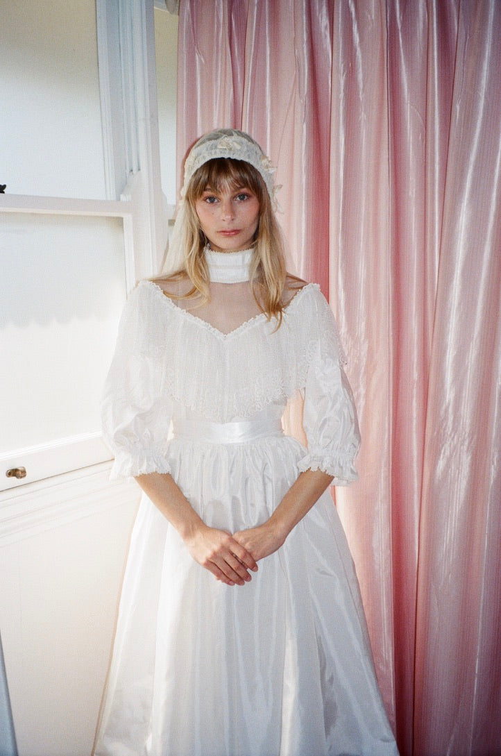 Vintage 70s taffeta puff sleeve tiered wedding dress