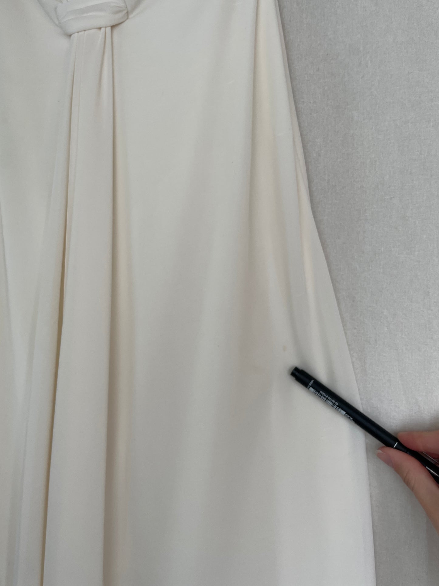 Vintage 90s white plunge neck backless evening gown